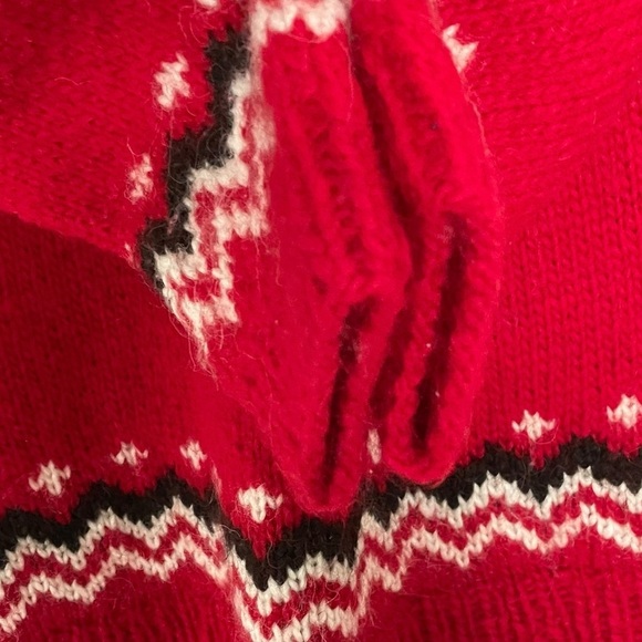 HAND KNIT Wool Fair Isle Nordic Chunky Knit Sweater Red Cream Black L - Picture 6 of 7